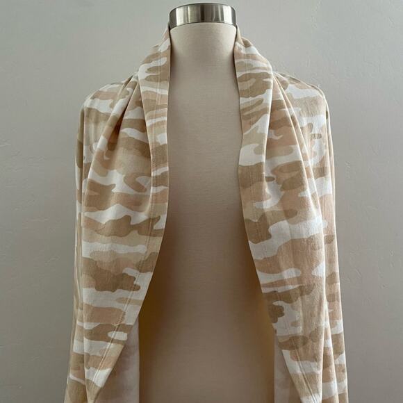 Lucky Brand Cardigan Women's Small Tan Long Sleeve Fleece Open Front Camo NWT - Picture 5 of 10